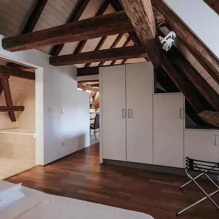 Hotel Design & Restaurant Loewen 4*