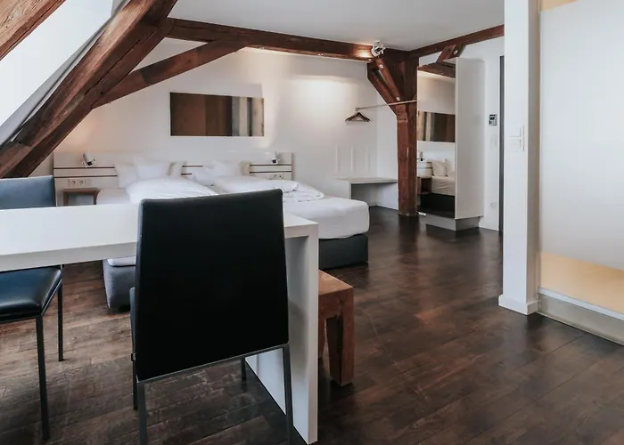 Design & Restaurant Loewen Ουλμ